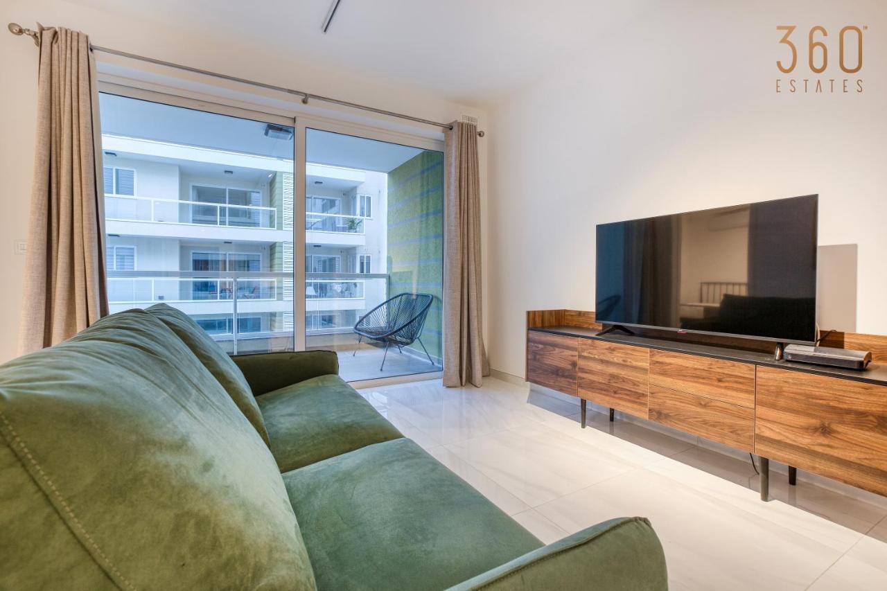 Modern 2Br Apt With Private Terrace & Sofa Bed By 360 Estates เซนต์พอลส์เบย์ ภายนอก รูปภาพ